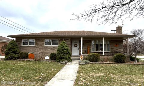 1653 Douglas Street Trenton City MI 48183