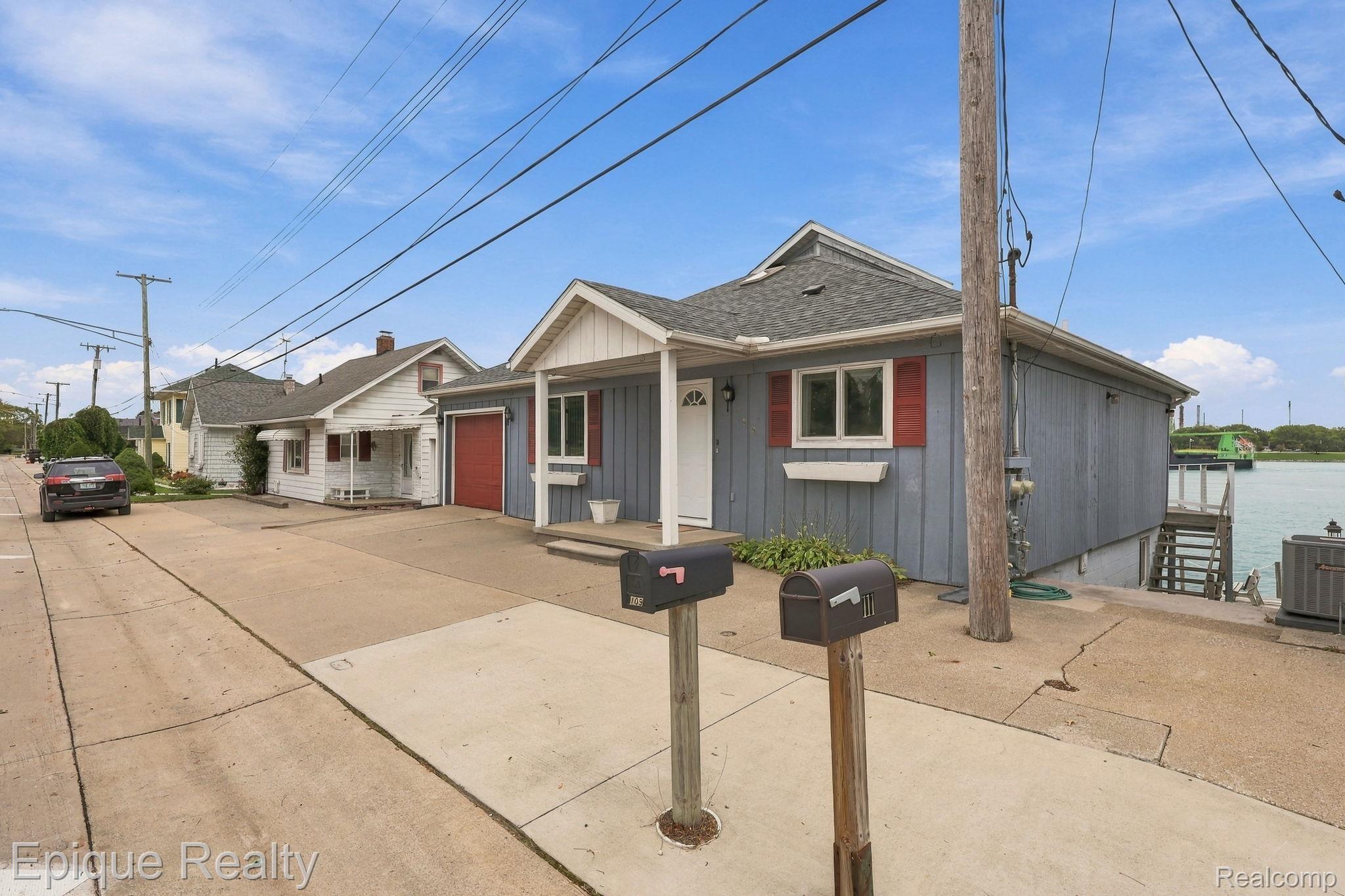 109 Gratiot Boulevard