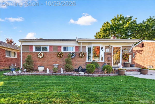 8394 MAYFAIR ST, TAYLOR, MI 48180 - Image dfd098baba056d956e528787678ed585/628275911
