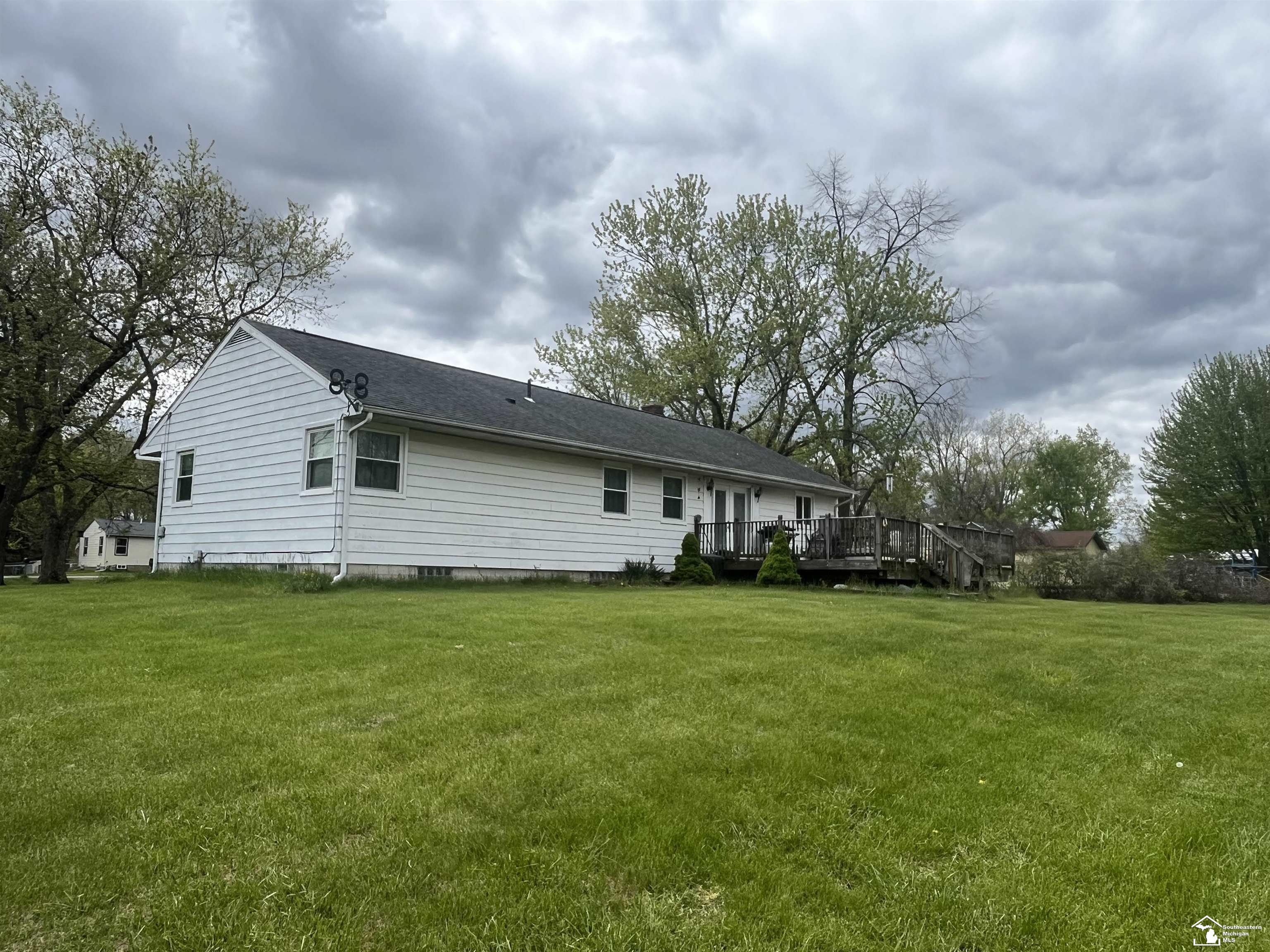 3300 W Stein Road