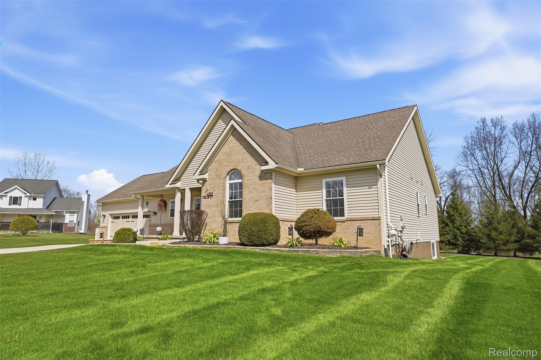 4325 Kellie Court