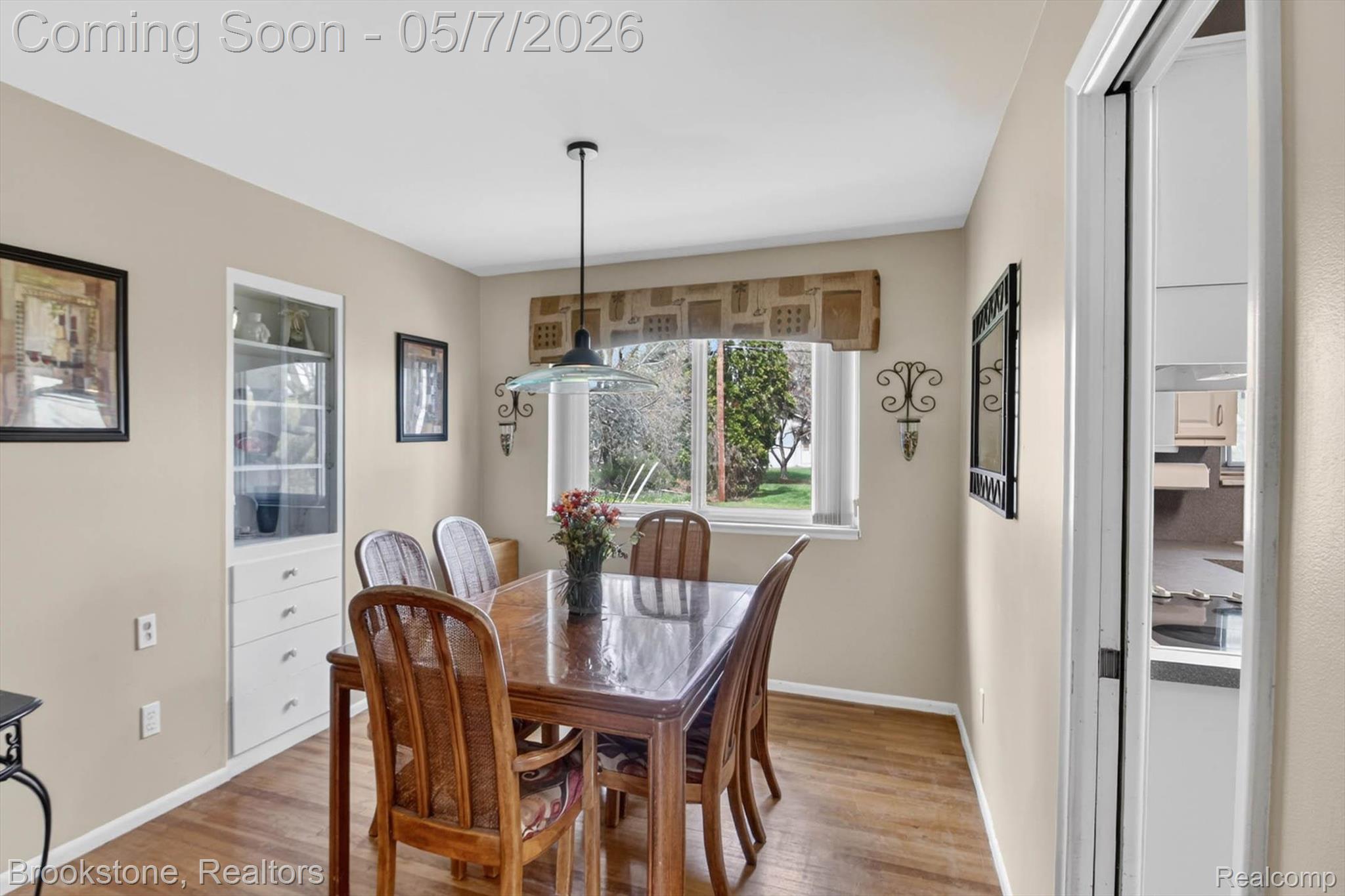 2732 Lacota Road
