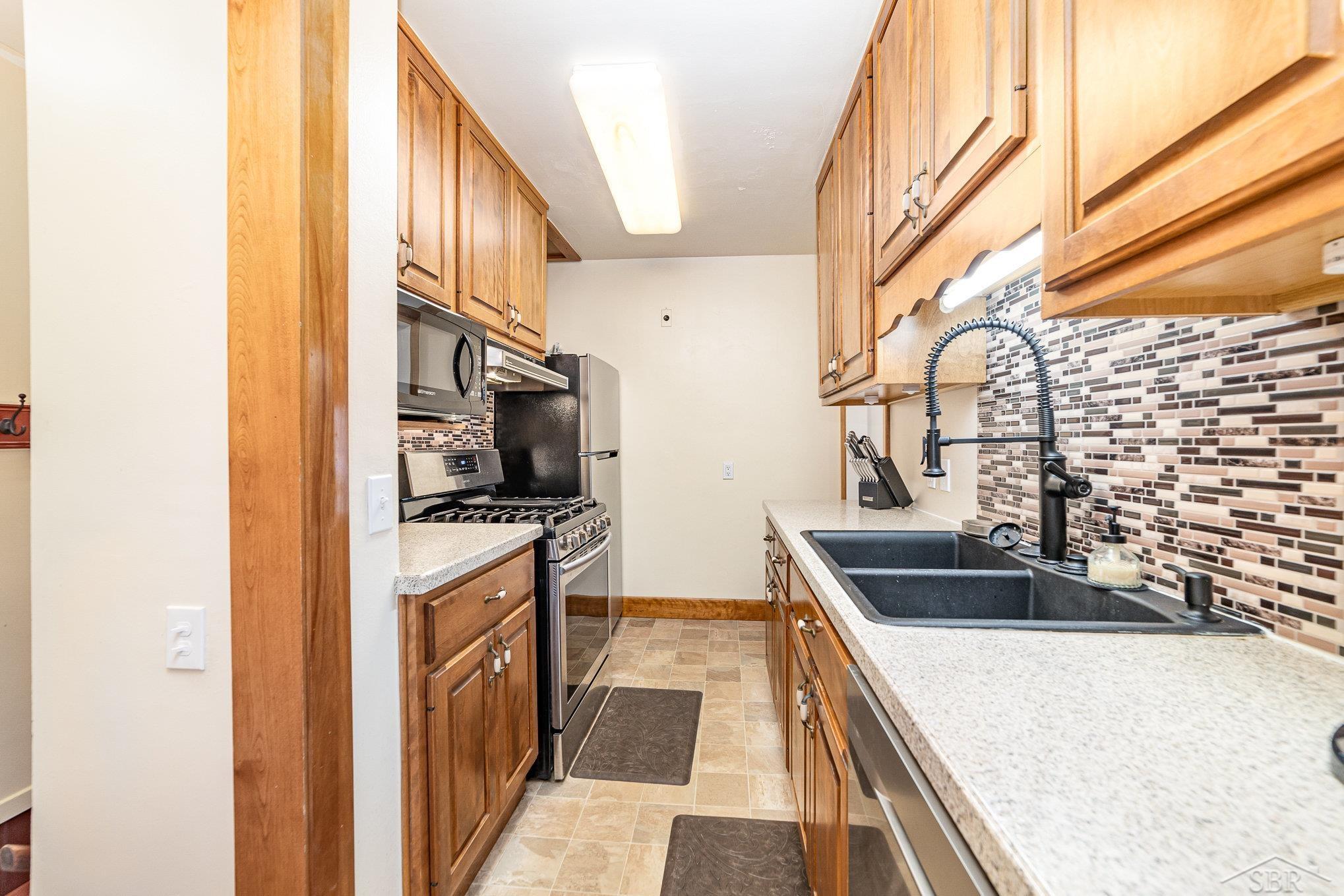 Saginaw Charter Township, Michigan 48638, United States, 3 Bedrooms Bedrooms, ,1 BathroomBathrooms,Residential,Active,153570