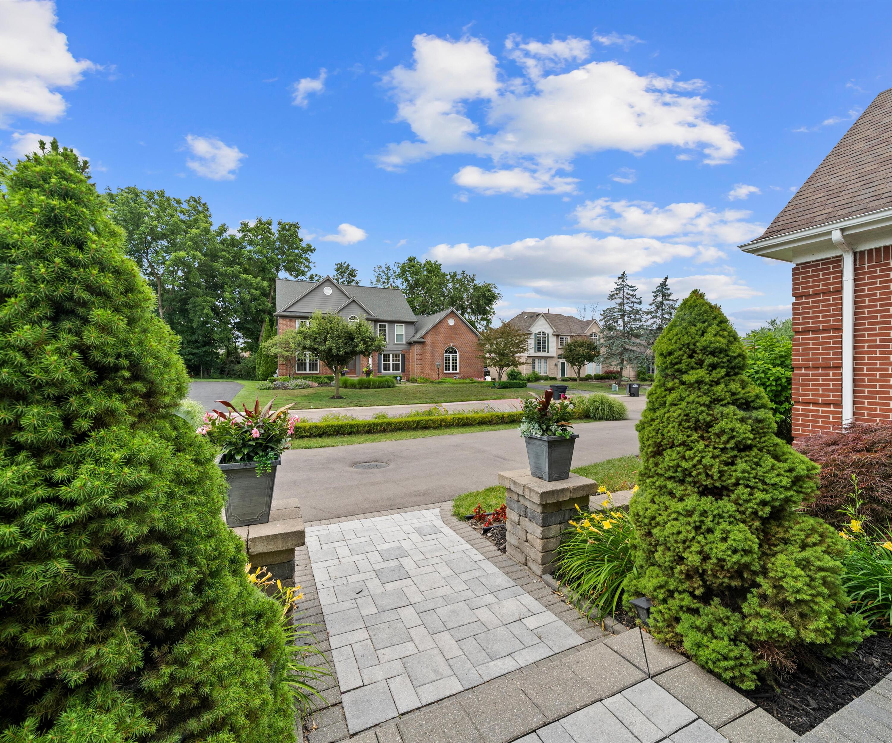 16124 Maplewood Court