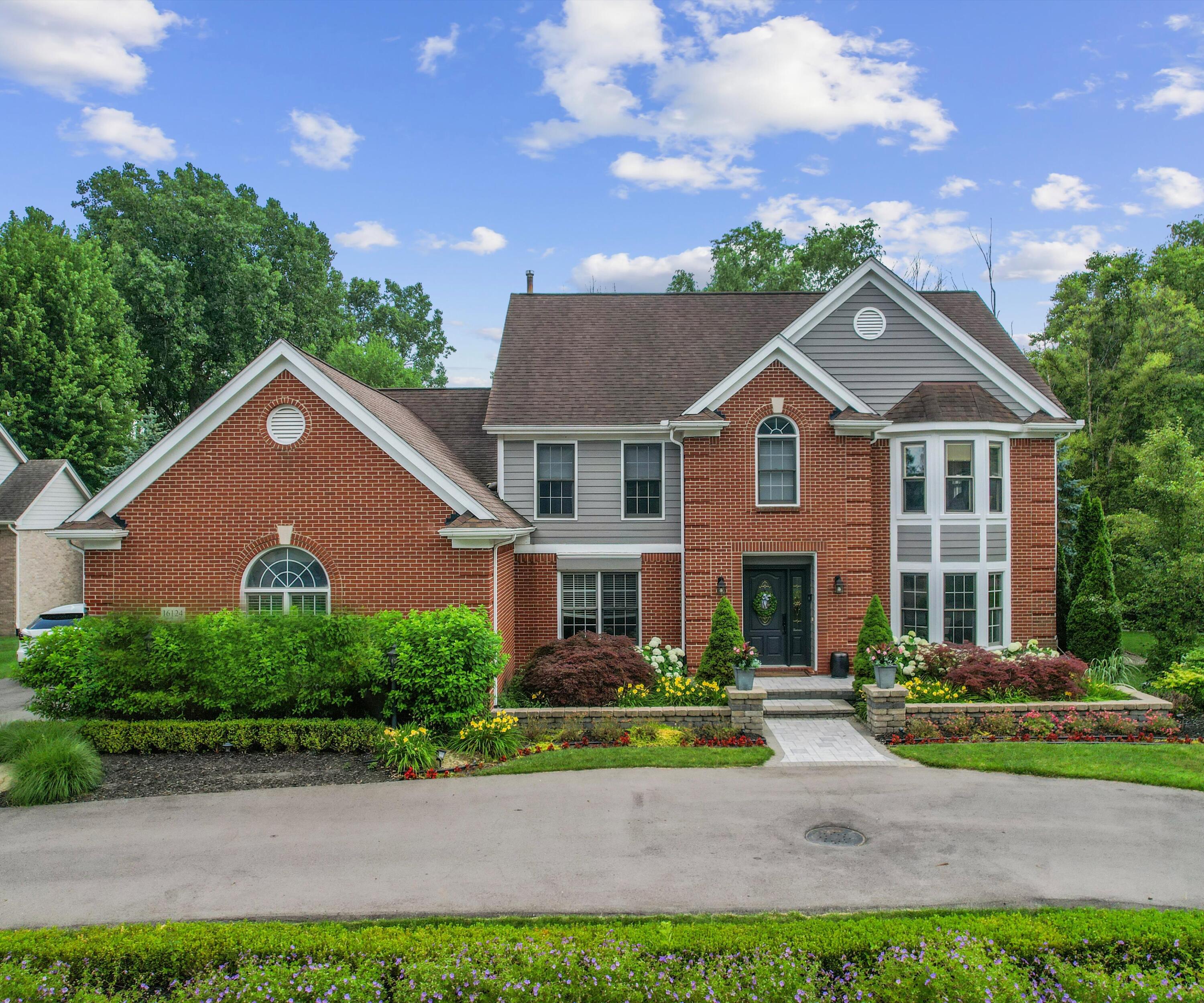 16124 Maplewood Court