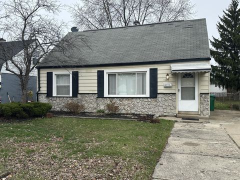 Photo of 22812 ALMOND Avenue, Eastpointe City, MI 48021 (MLS # 58050203236)