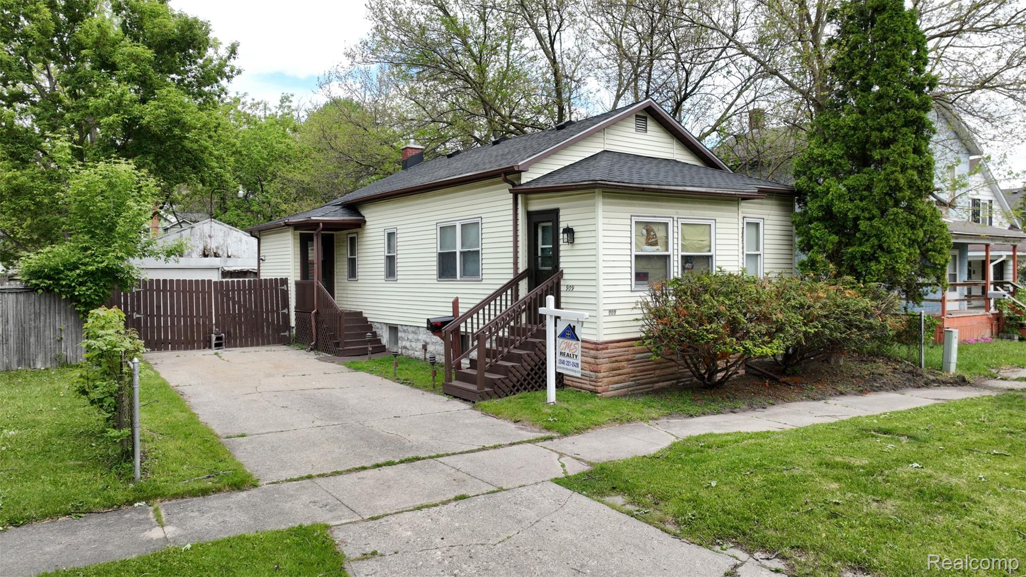909 N Granger Street