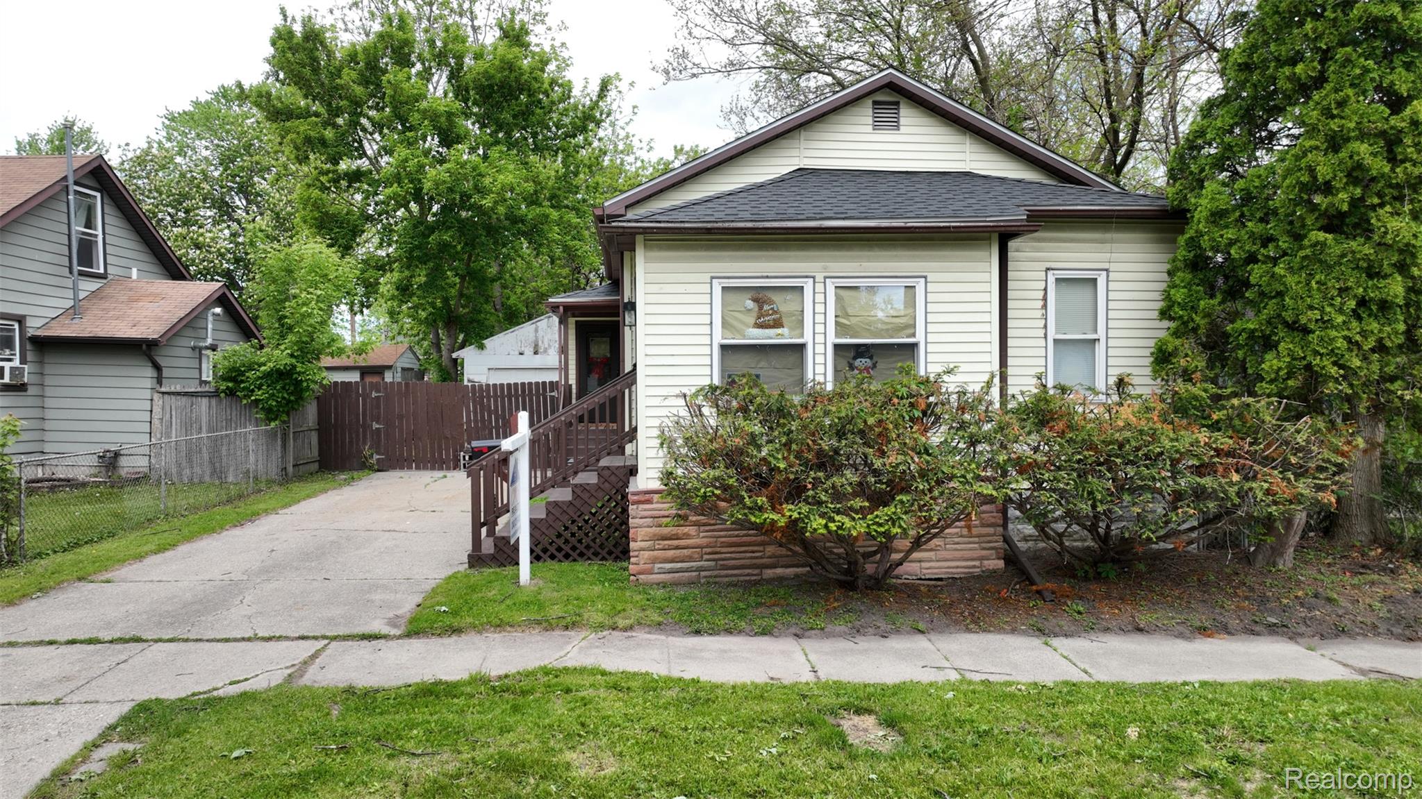 909 N Granger Street