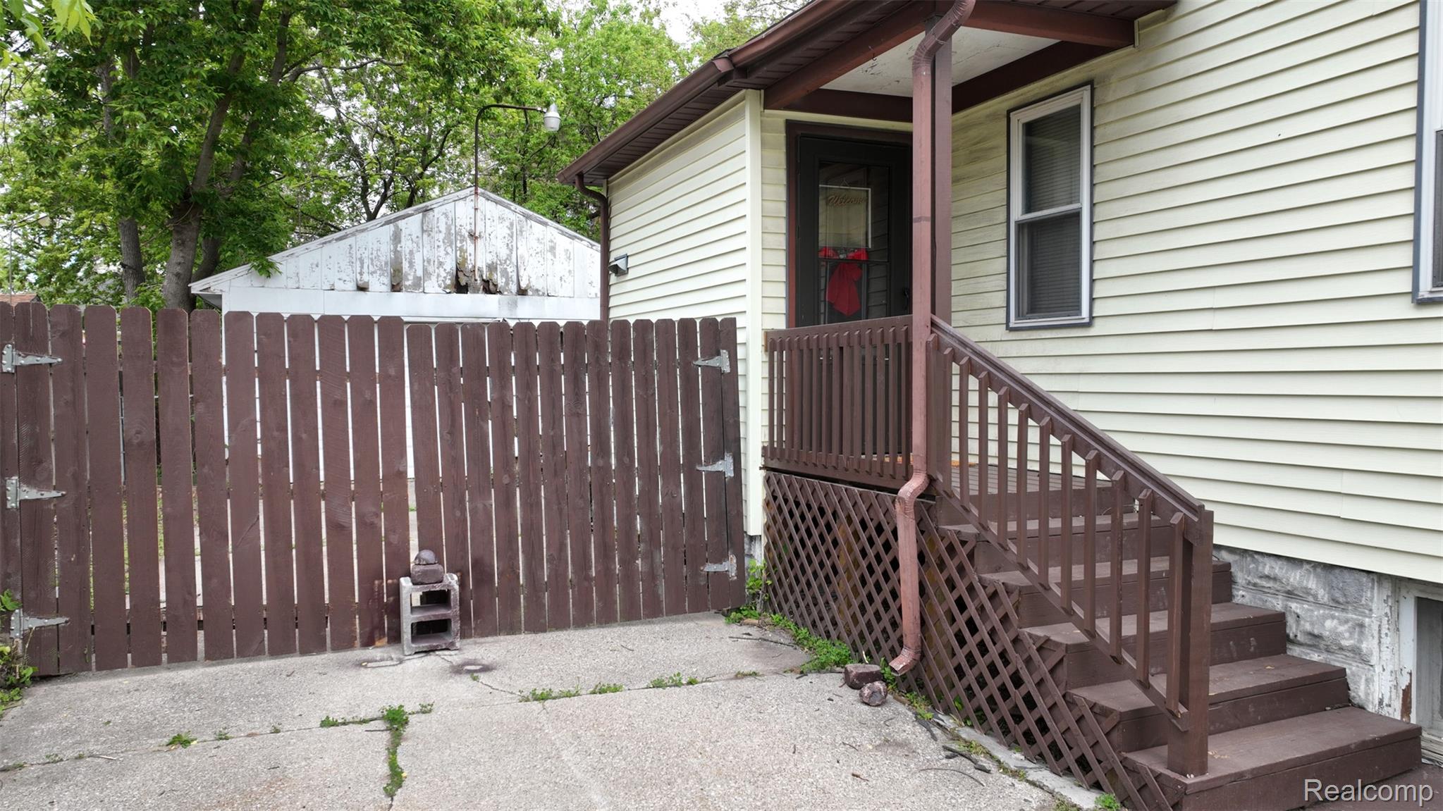 909 N Granger Street