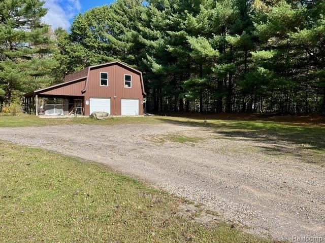 2829 Mushroom Road
