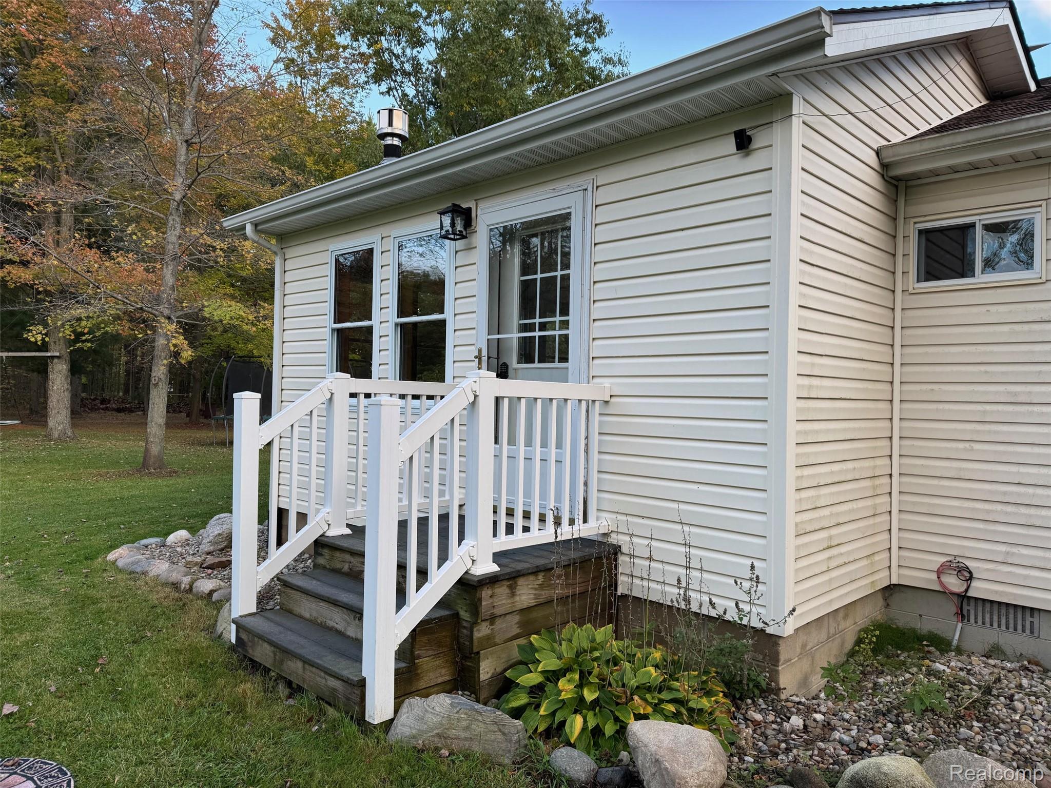 2829 Mushroom Road