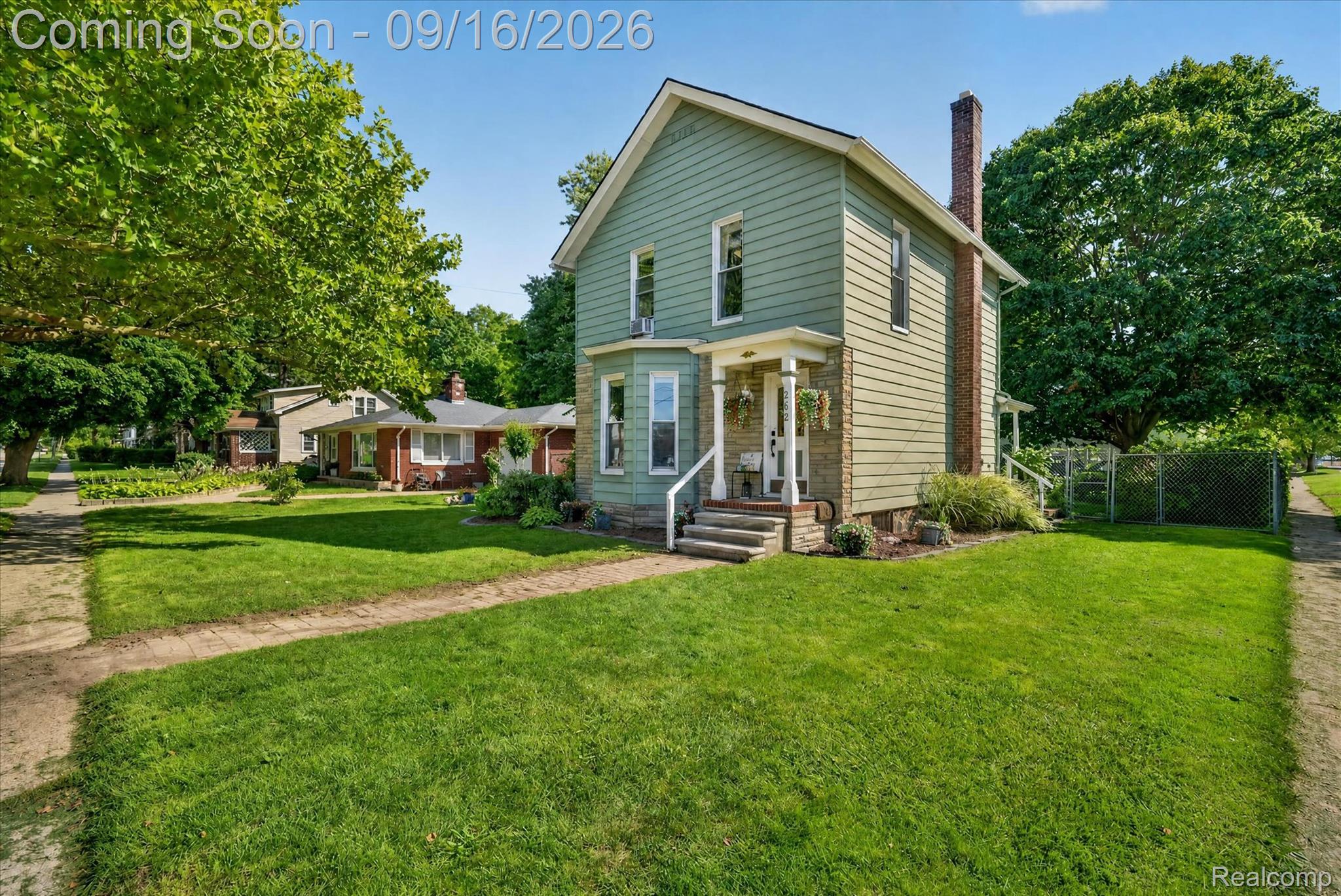 202 E Saint Clair Street