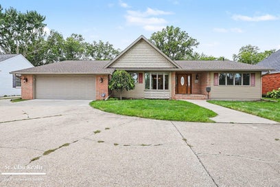 843 N Riverside Avenue St Clair City MI 48079