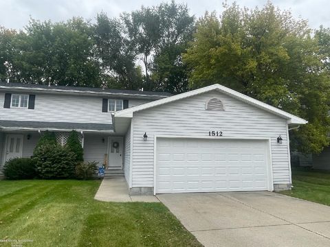 1512 E Gaylord Street Mt Pleasant City MI 48858