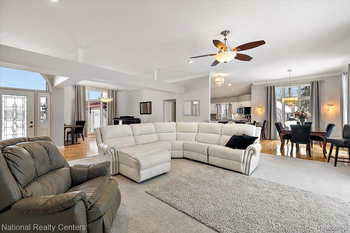 10146 Aberdeen Drive