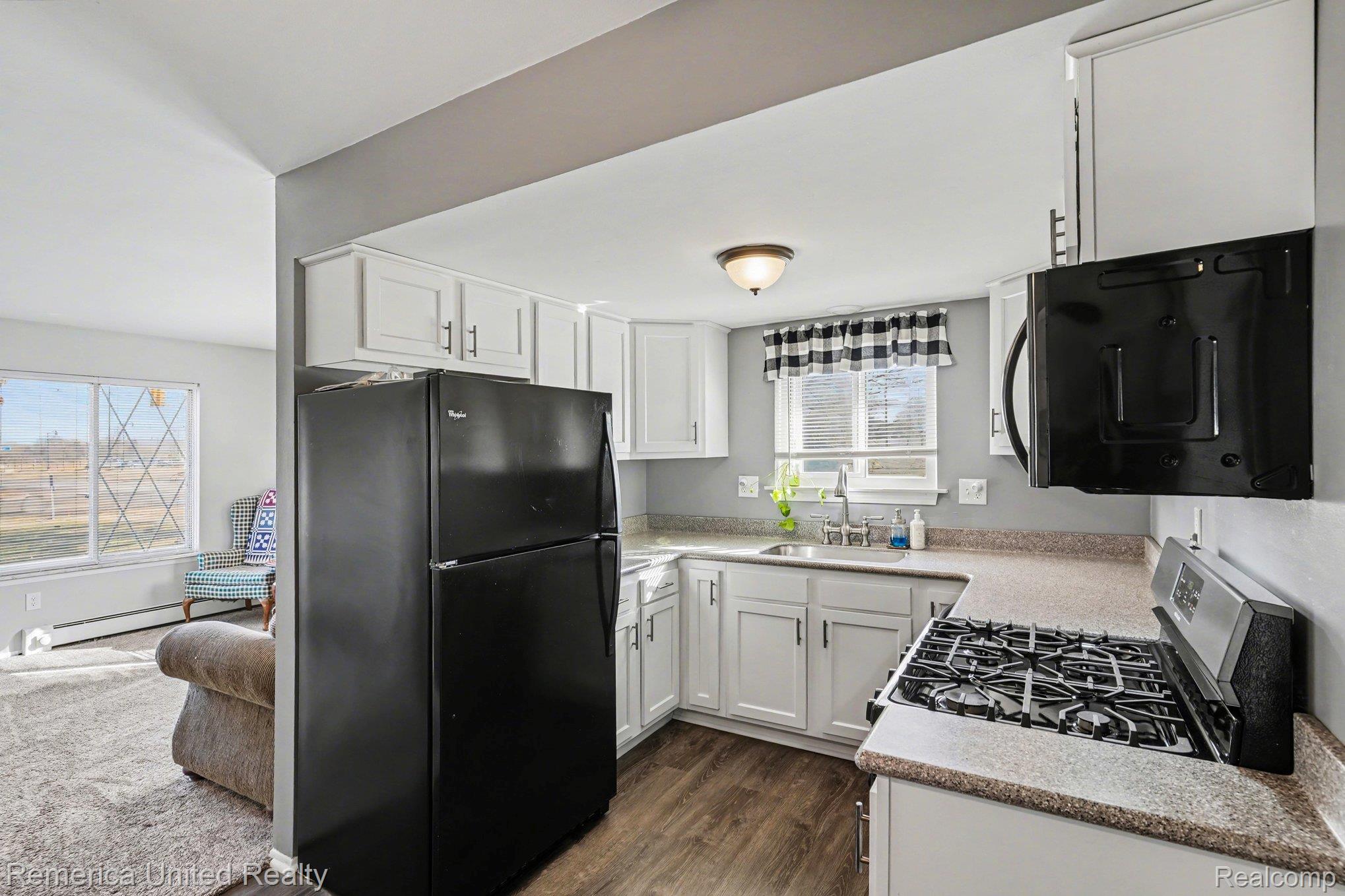 61035 11 Mile Road 1