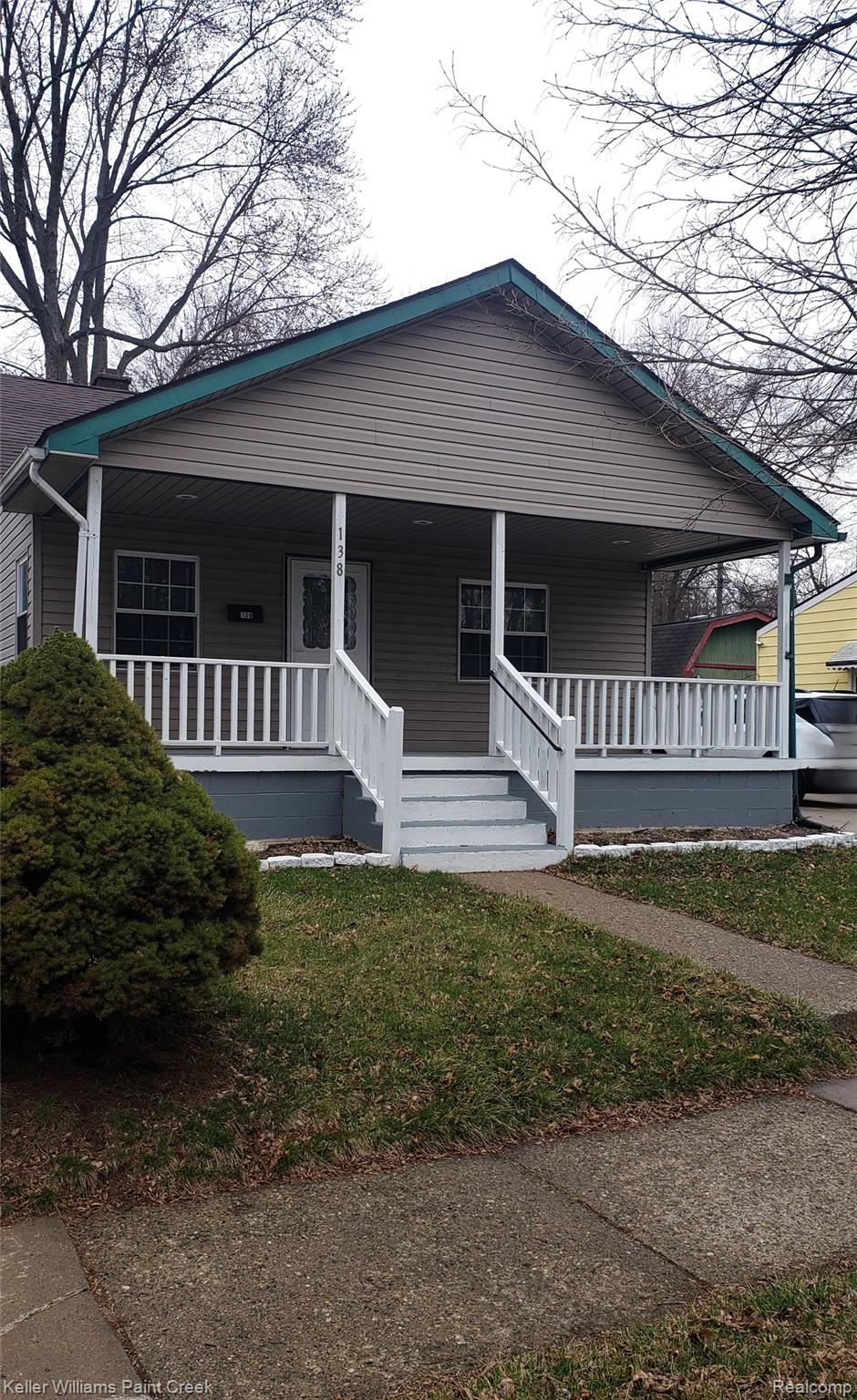 138 W Strathmore Avenue