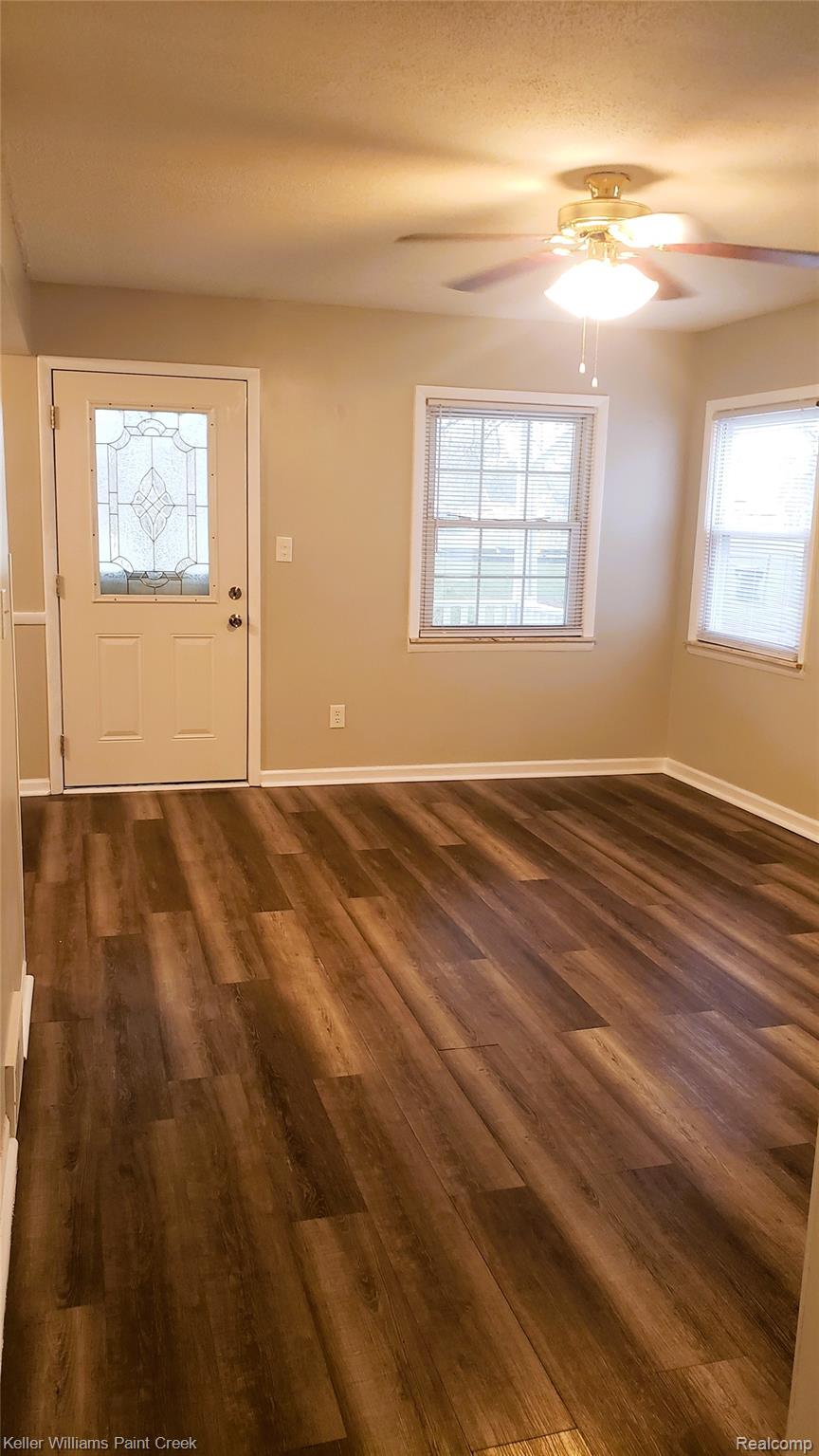 138 W Strathmore Avenue