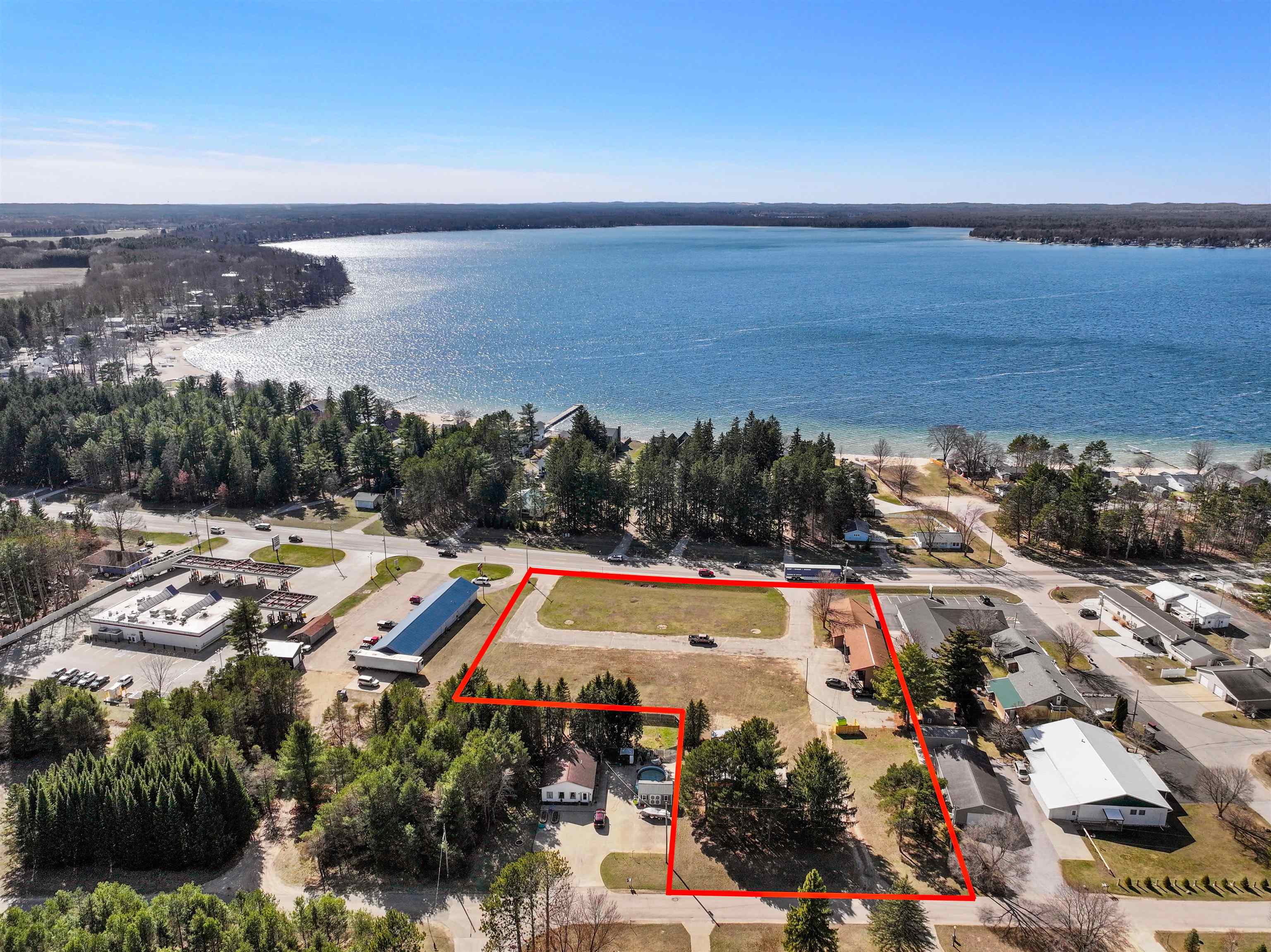 1341 S Lakeshore Drive