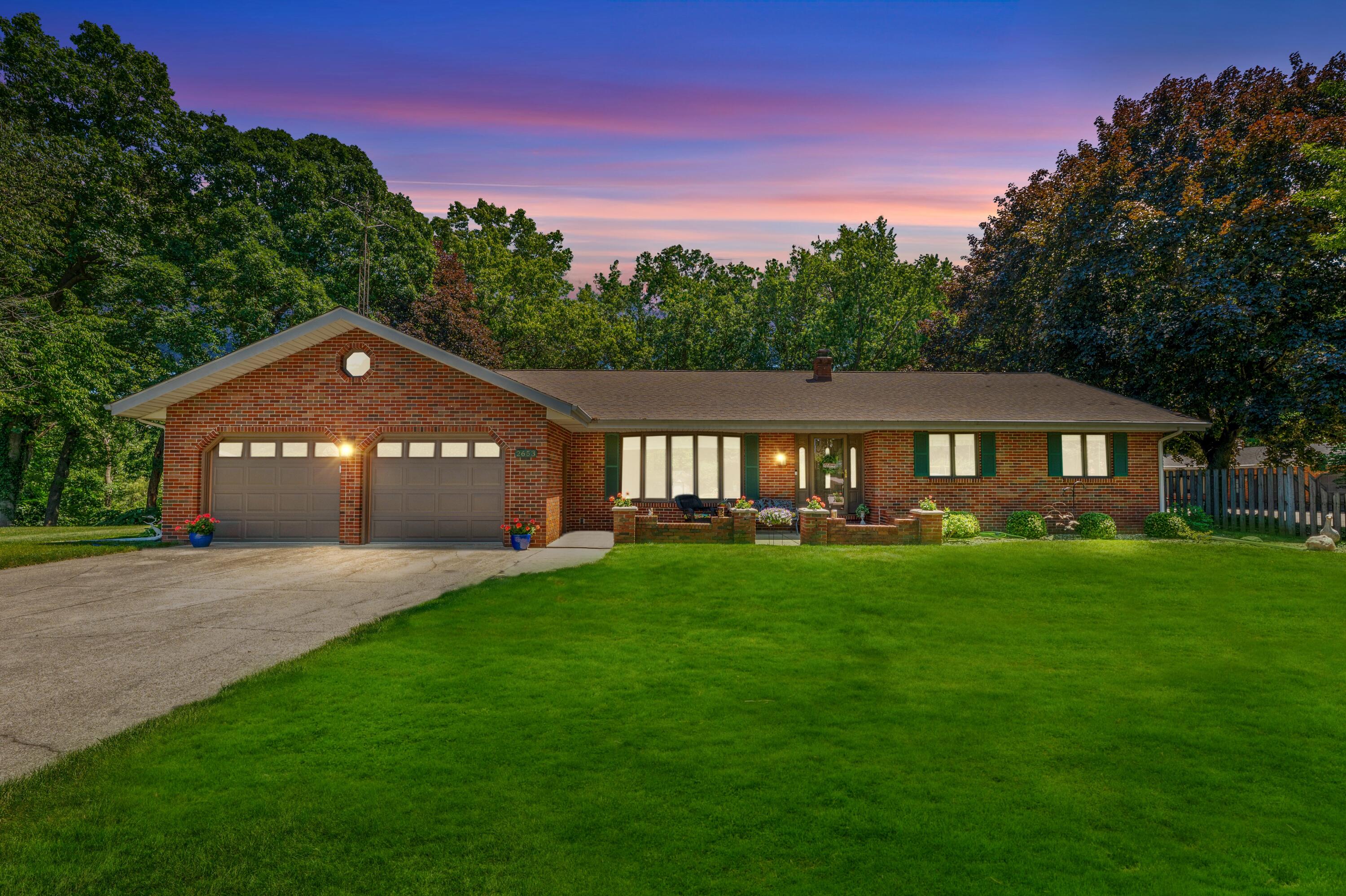 2653 Hillview Lane