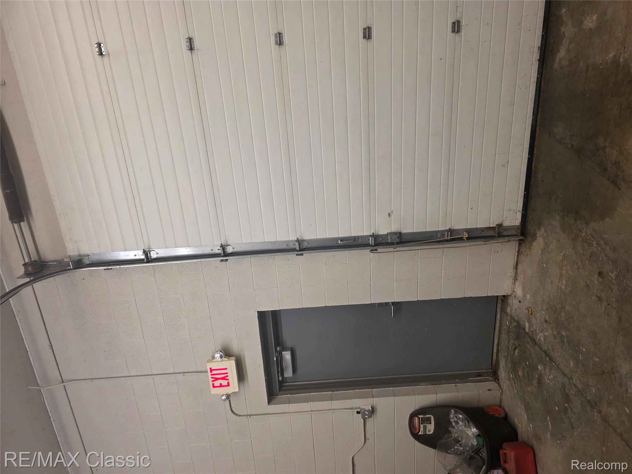 672 N MILFORD RD Road 104