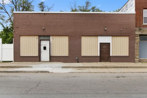 8633 Southfield Road Detroit City MI 48228