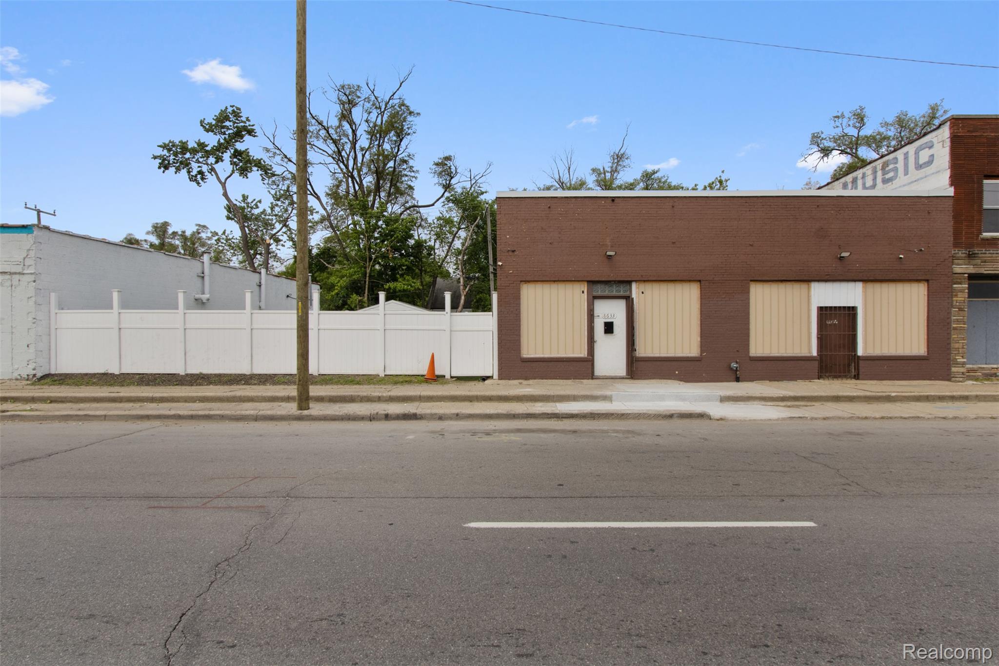 8633 Southfield Road