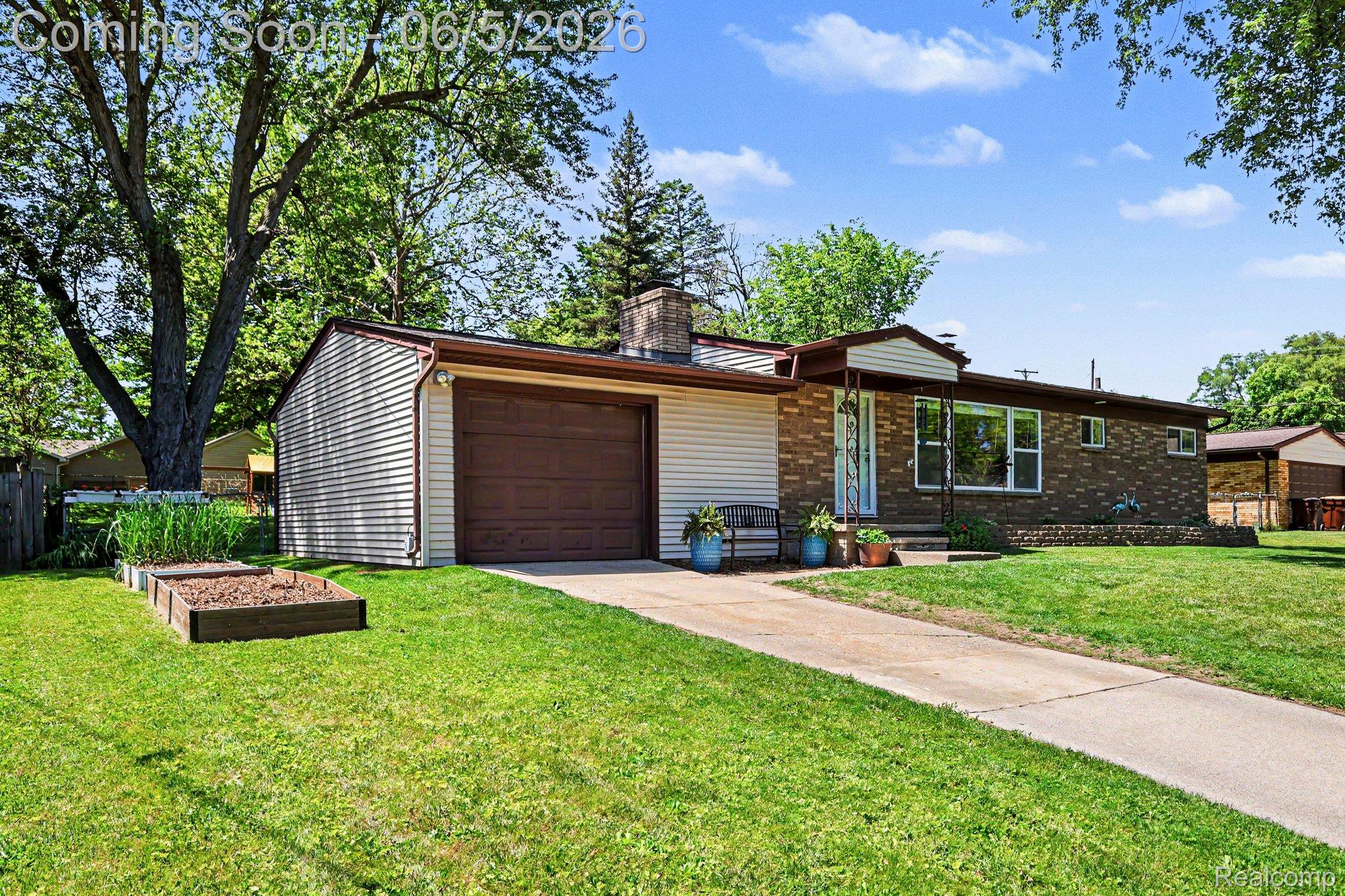 5603 Hallendale Road