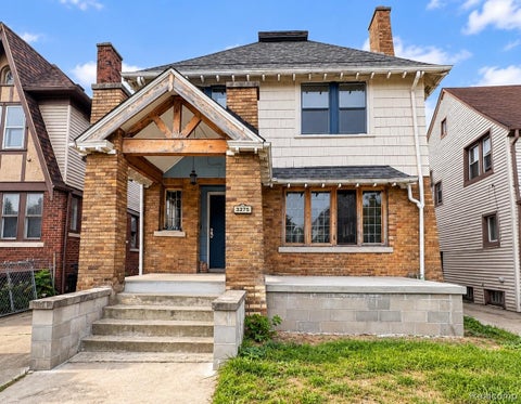Photo for 3275 Collingwood Street