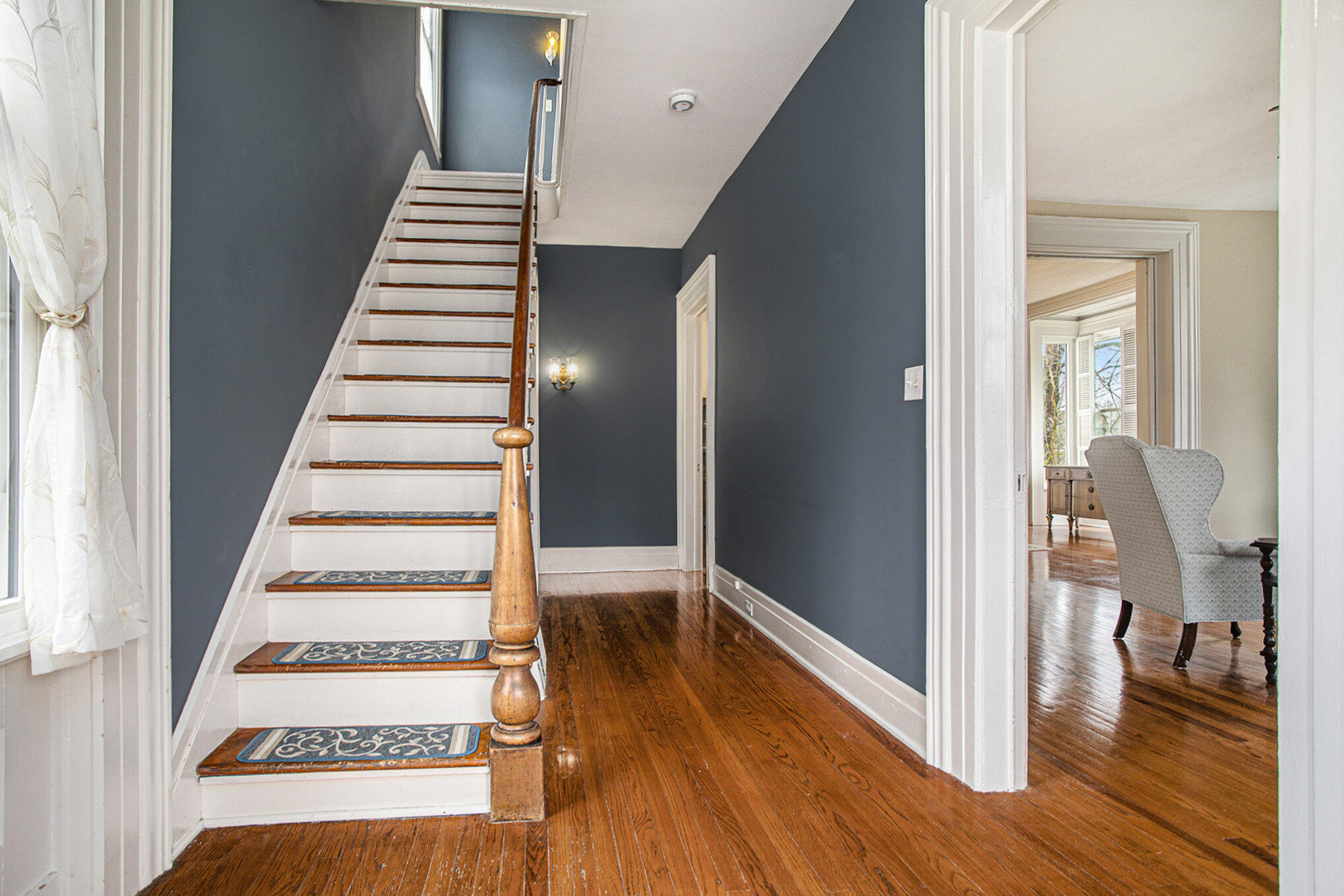 320 N Division Street