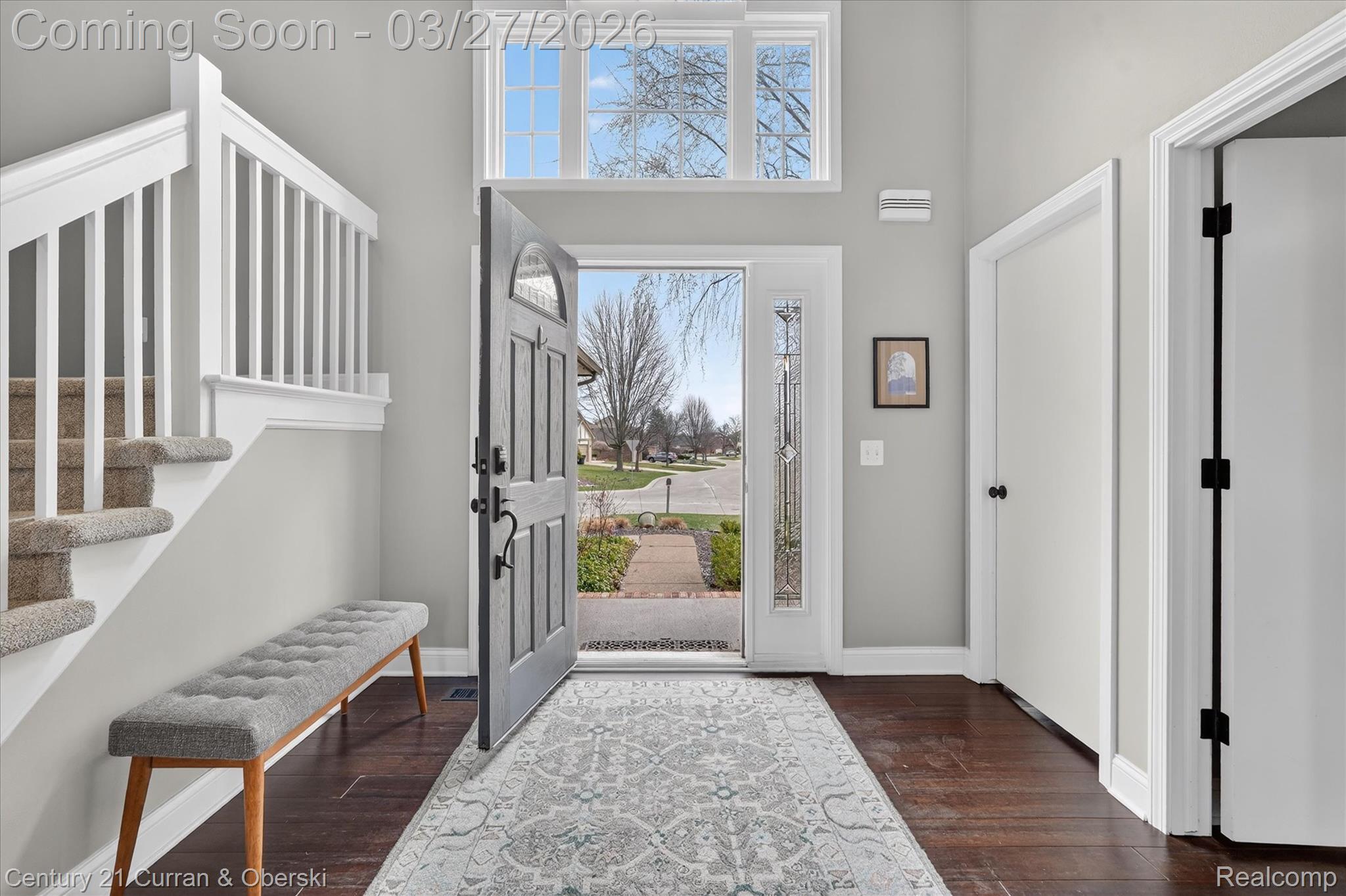 1698 Farnborough Drive