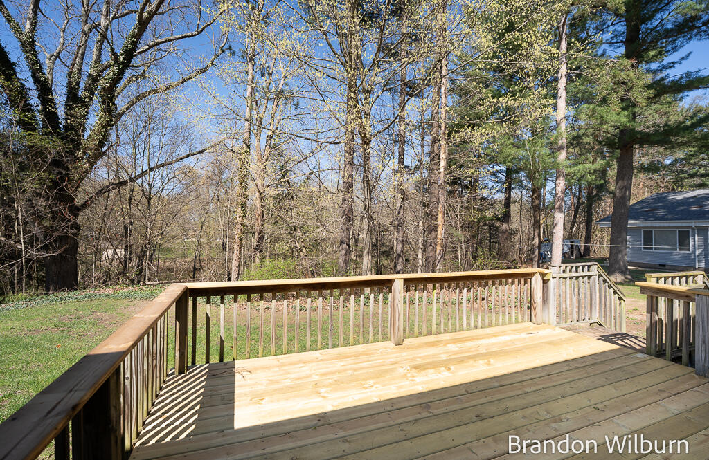 3565 Blackmer Road