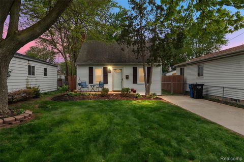 28855 Delton Street Madison Heights City MI 48071