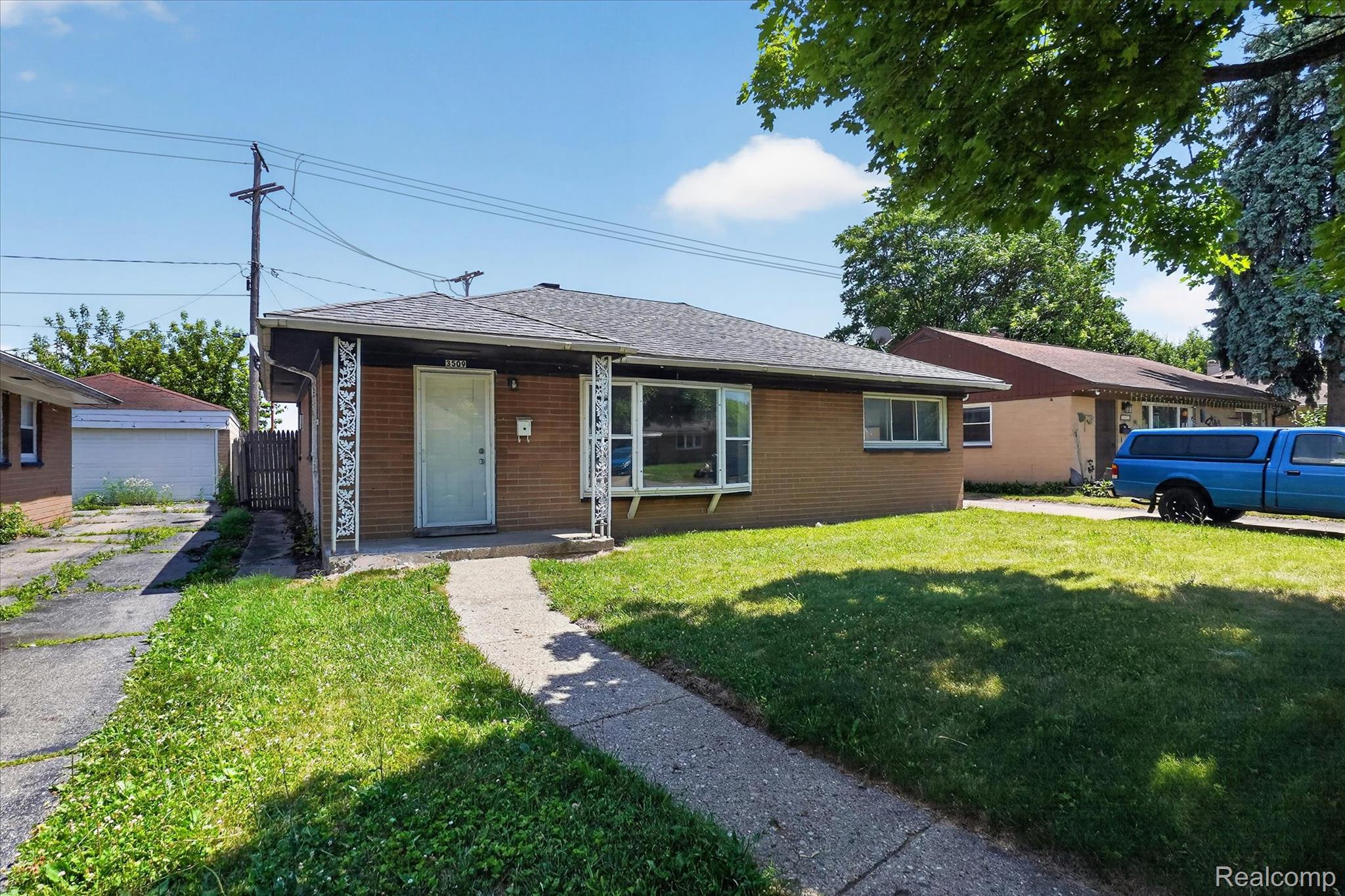 3509 Cherokee Avenue