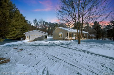 270 N Hurd Road Brandon Charter Township MI 48462