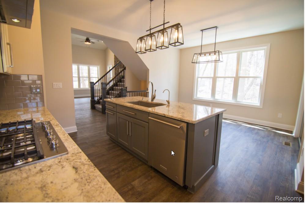 TBB A 00 Six Mile Road