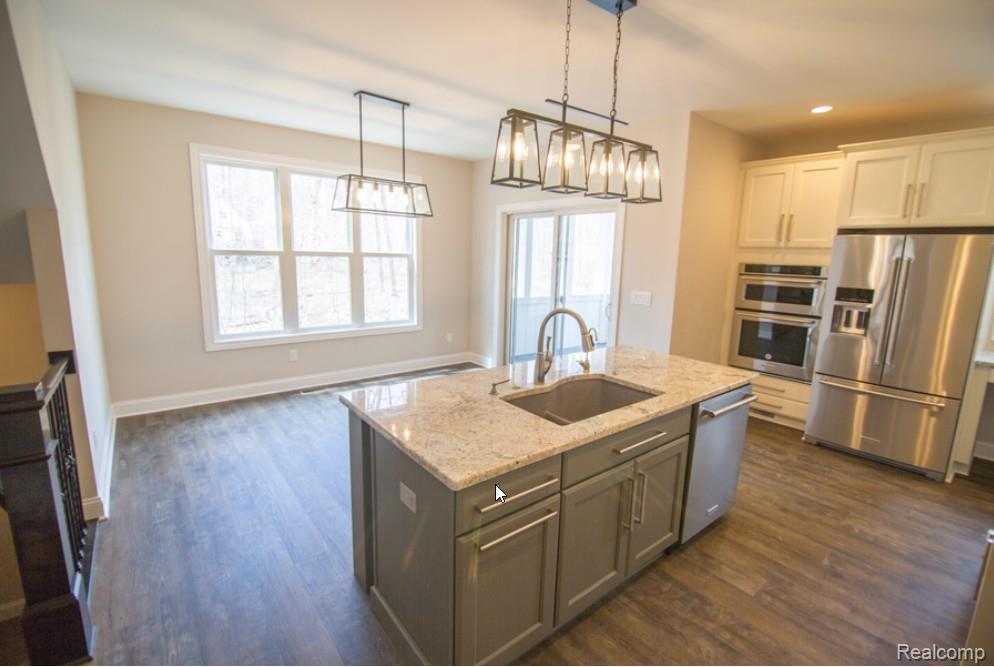 TBB A 00 Six Mile Road