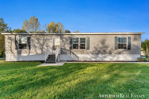 1412 Red Oak Drive NE Plainfield Charter Township MI 49306