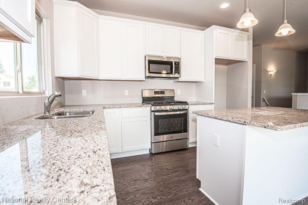281 Devonshire Drive 6