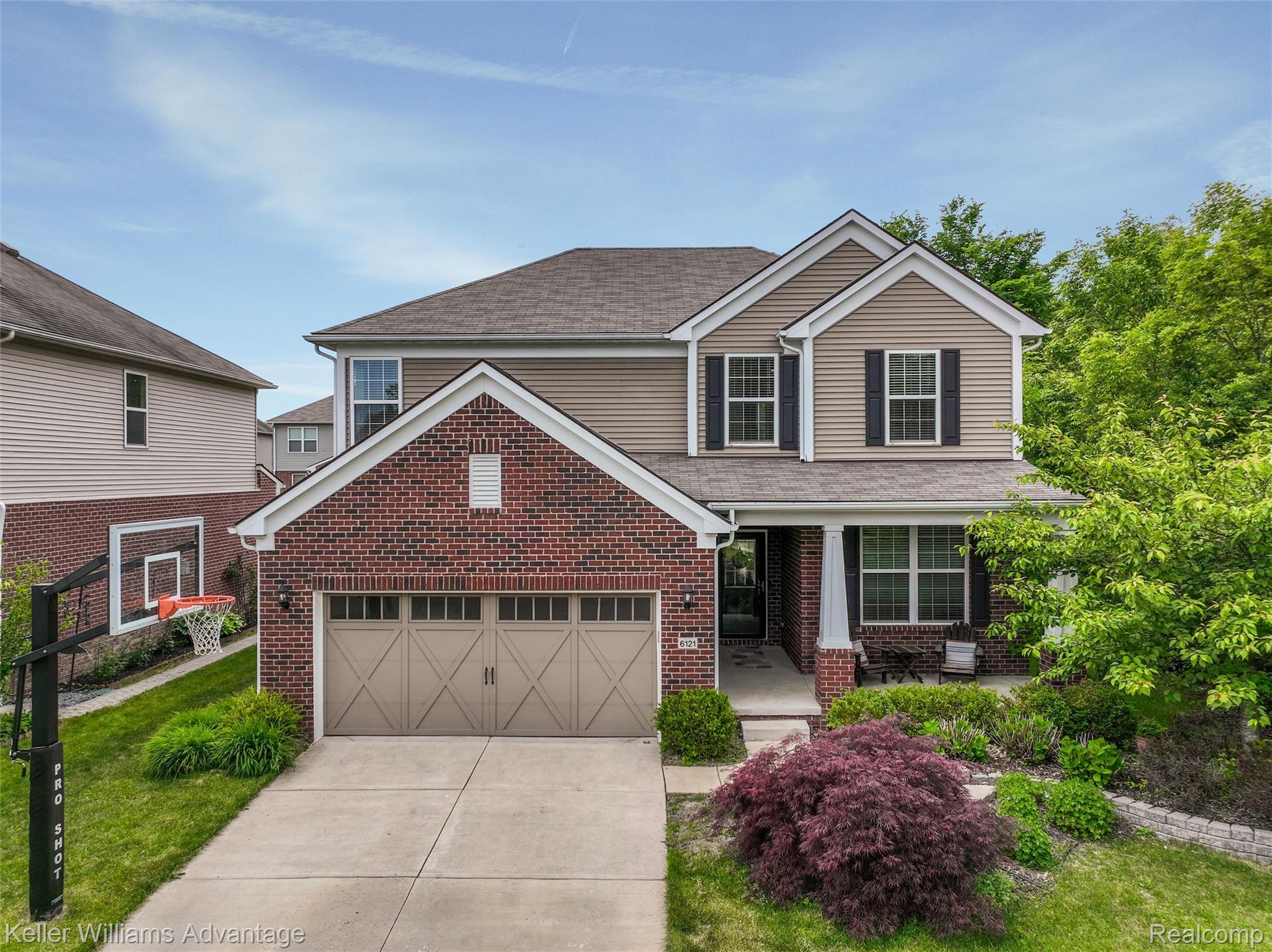 6121 Braemore Court