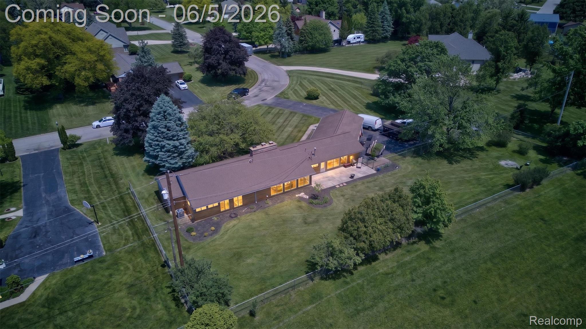 7174 Meadowvue Drive