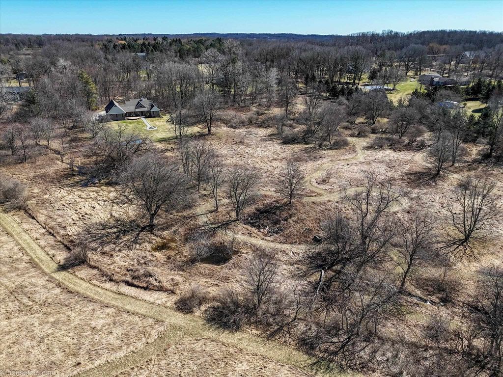 listing image 83