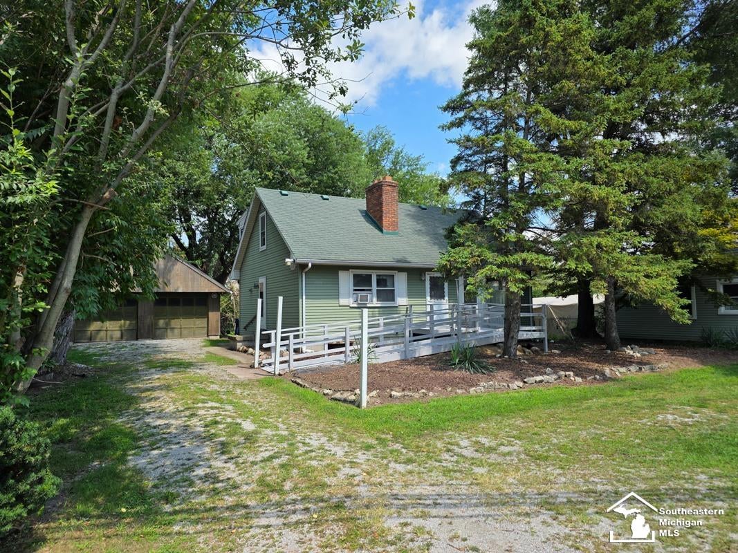 1592 Stewart Road