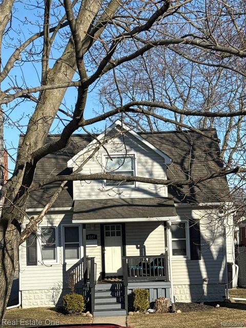 3327 20th Street Wyandotte City MI 48192