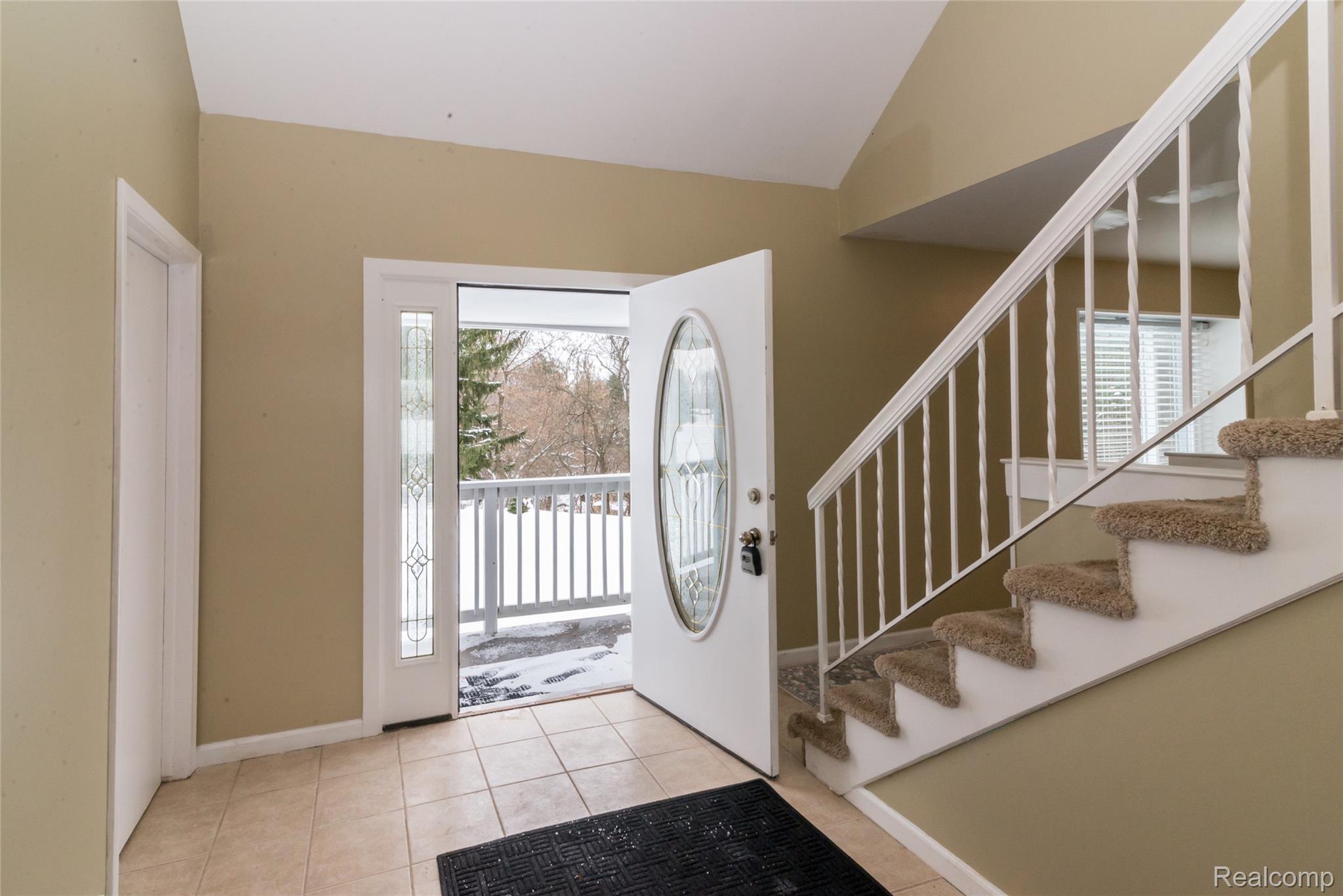 5383 N Henderson Road