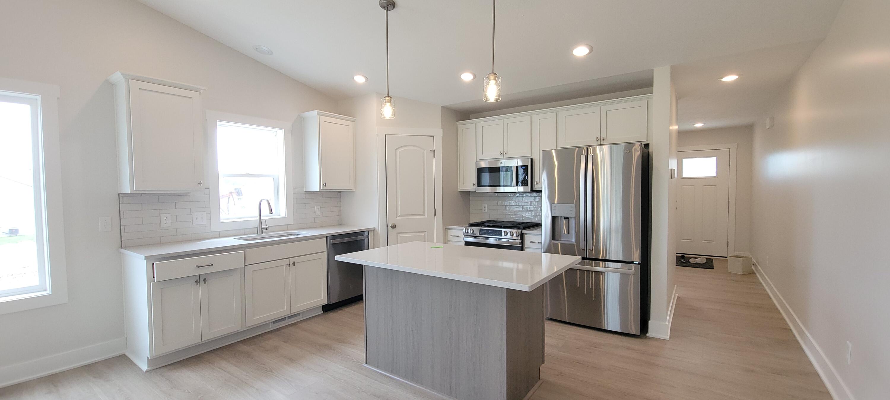 3763 Ambrosia Drive SW 3