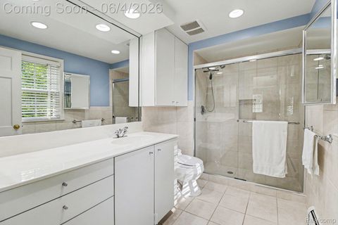 Tiny photo for 22586 N Nottingham Drive, Beverly Hills Village, MI 48025 (MLS # 20261039590)