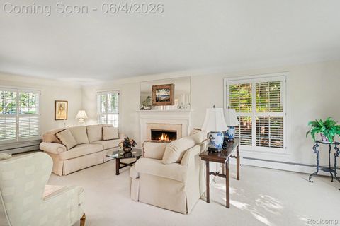 Tiny photo for 22586 N Nottingham Drive, Beverly Hills Village, MI 48025 (MLS # 20261039590)