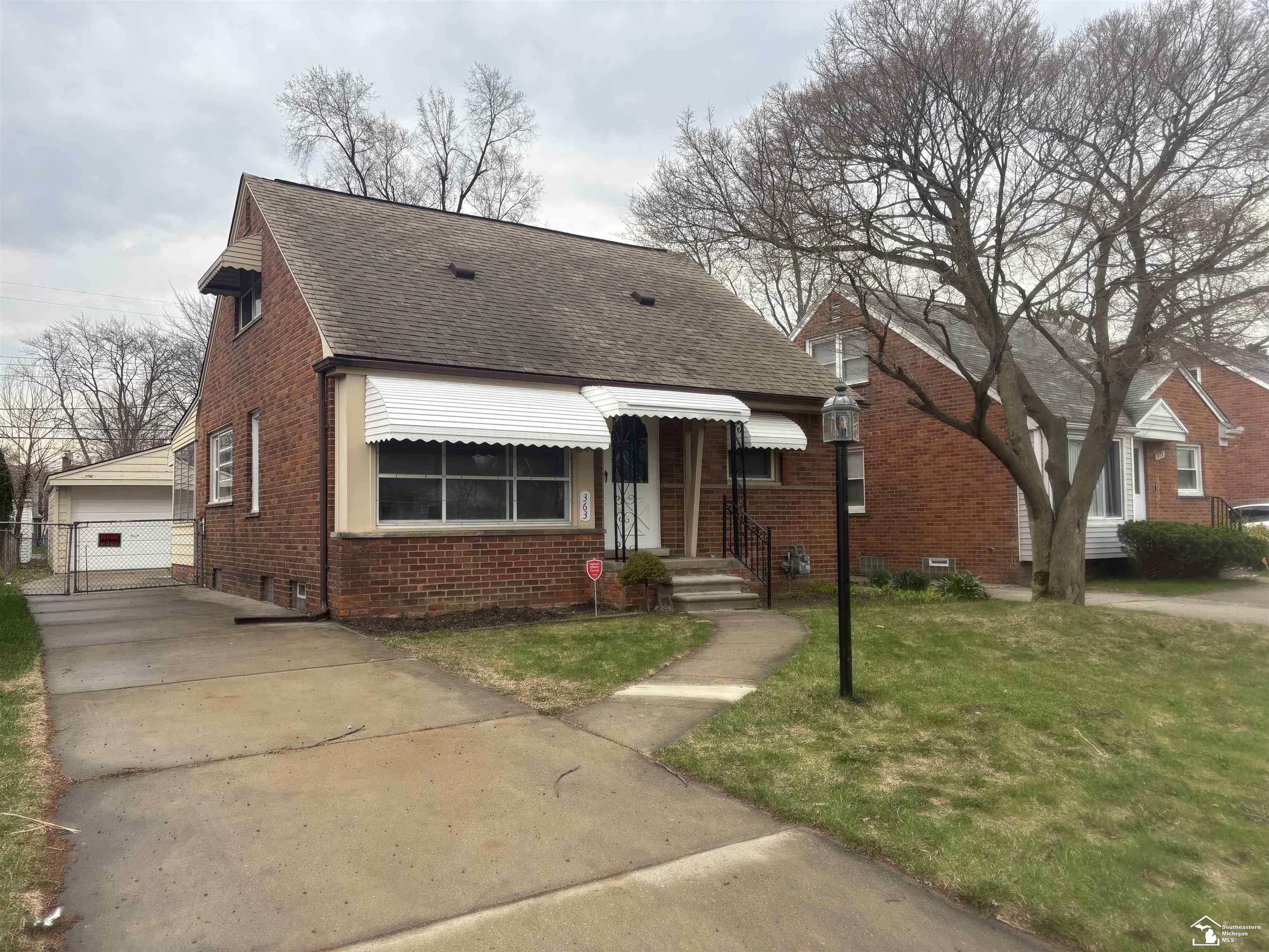 363 Sherbourne Street