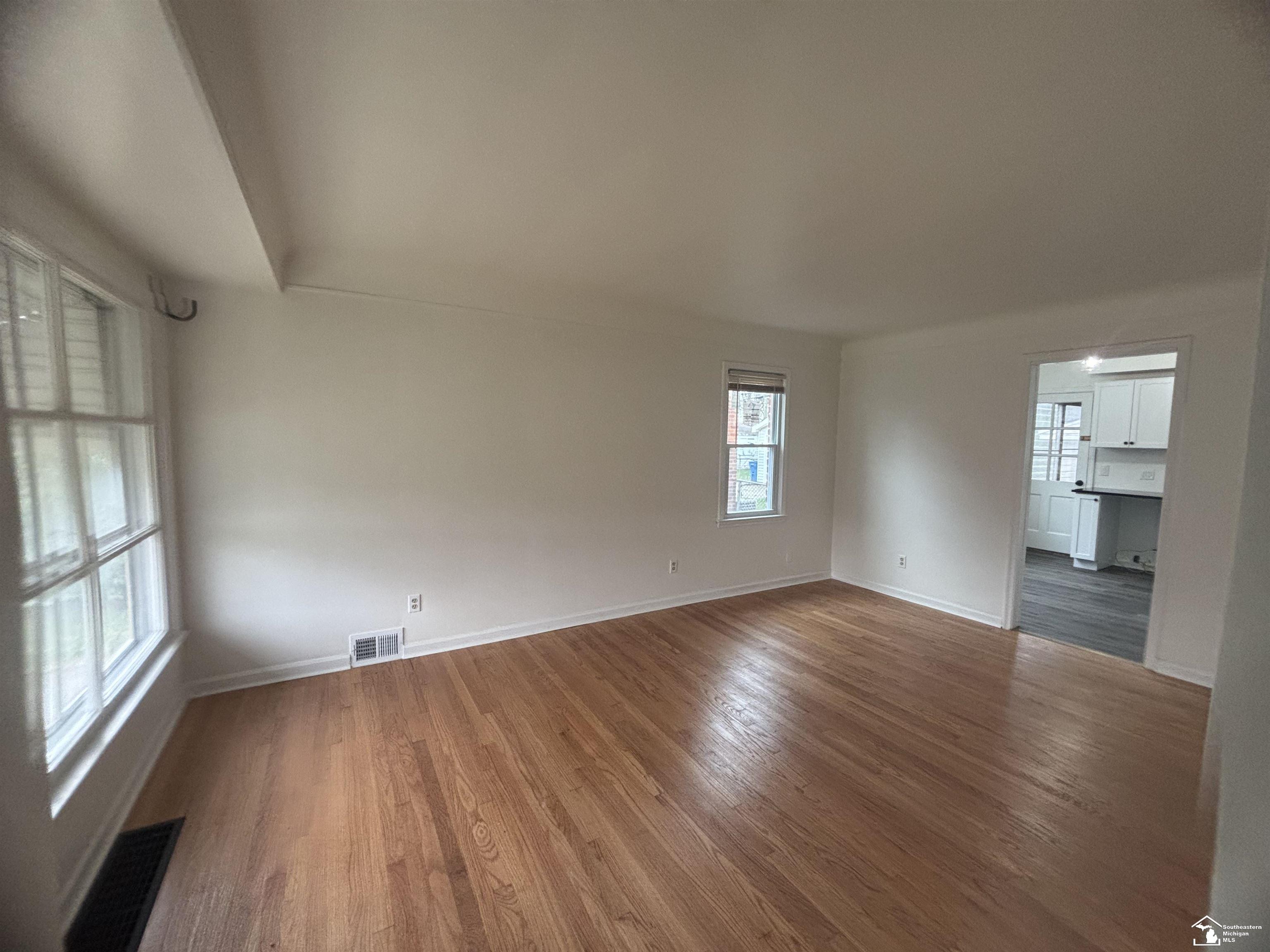 363 Sherbourne Street
